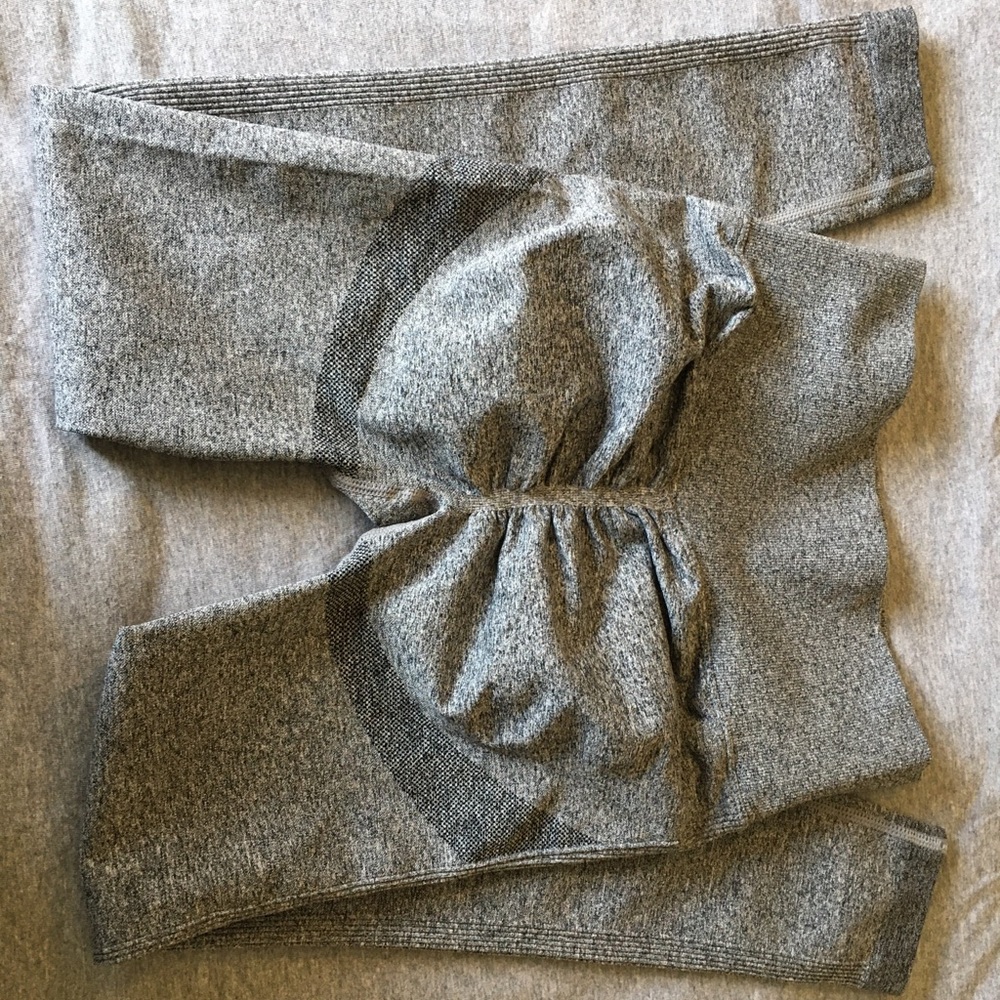 💥SOLD💥Booty scrunch leggings